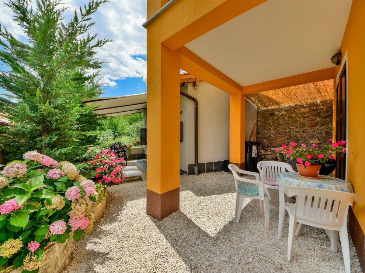 Holiday Home Karolina By Interhome Opric Ngoại thất bức ảnh
